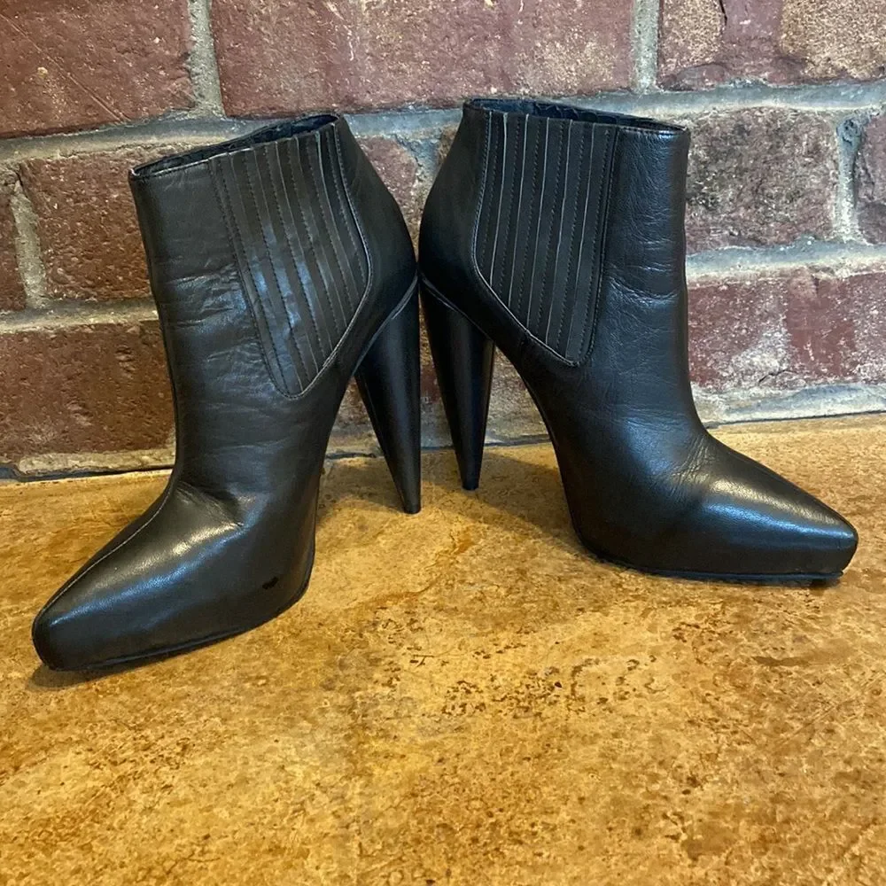 Jeffrey Campbell Women's Loveland Black smooth Leather‎ heeled Booties